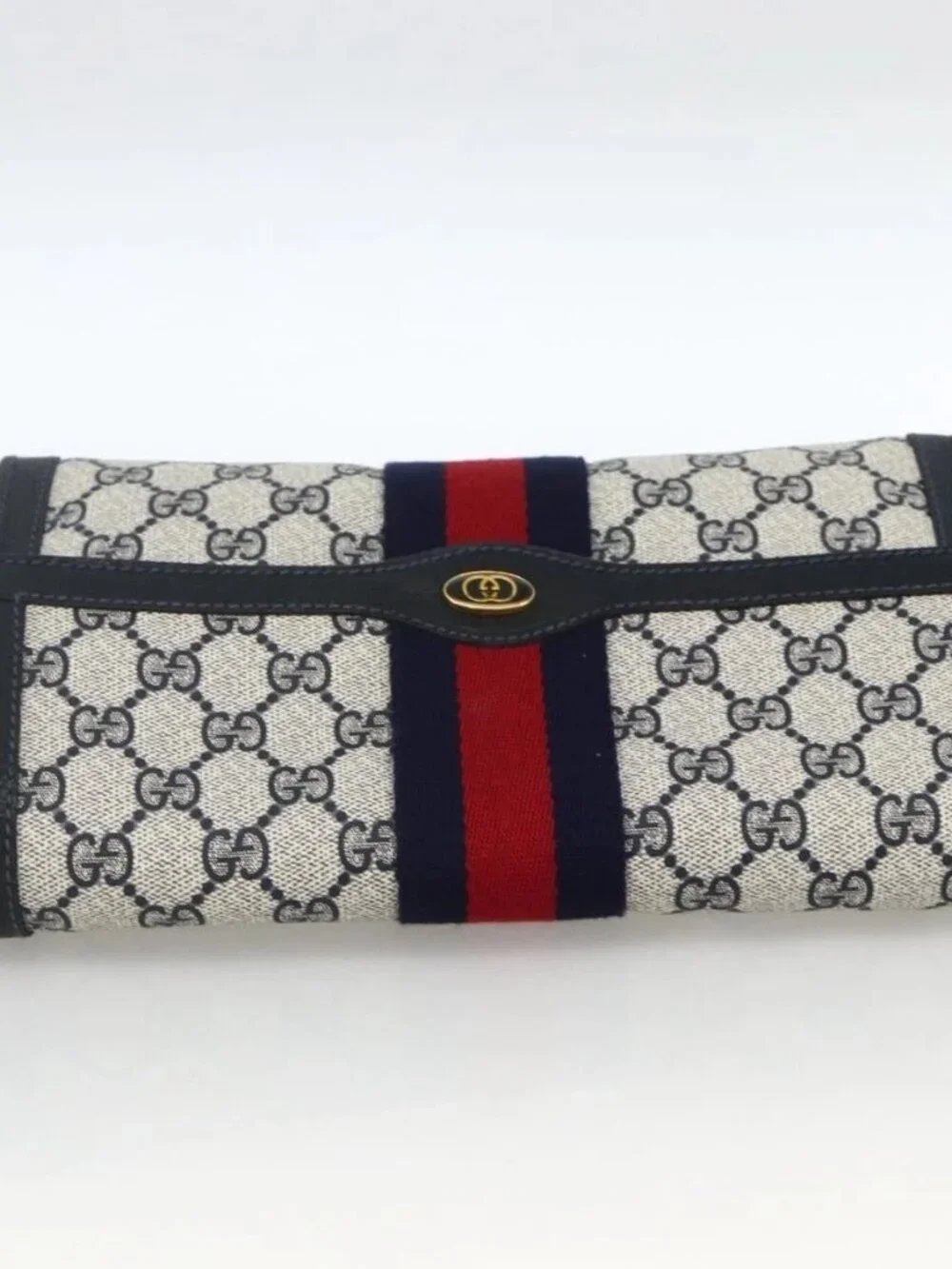 Gucci brand	gucci color	navy